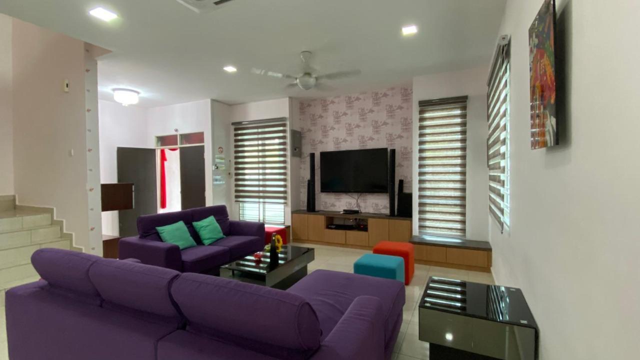 Simfoni Families Suite Kuah Esterno foto