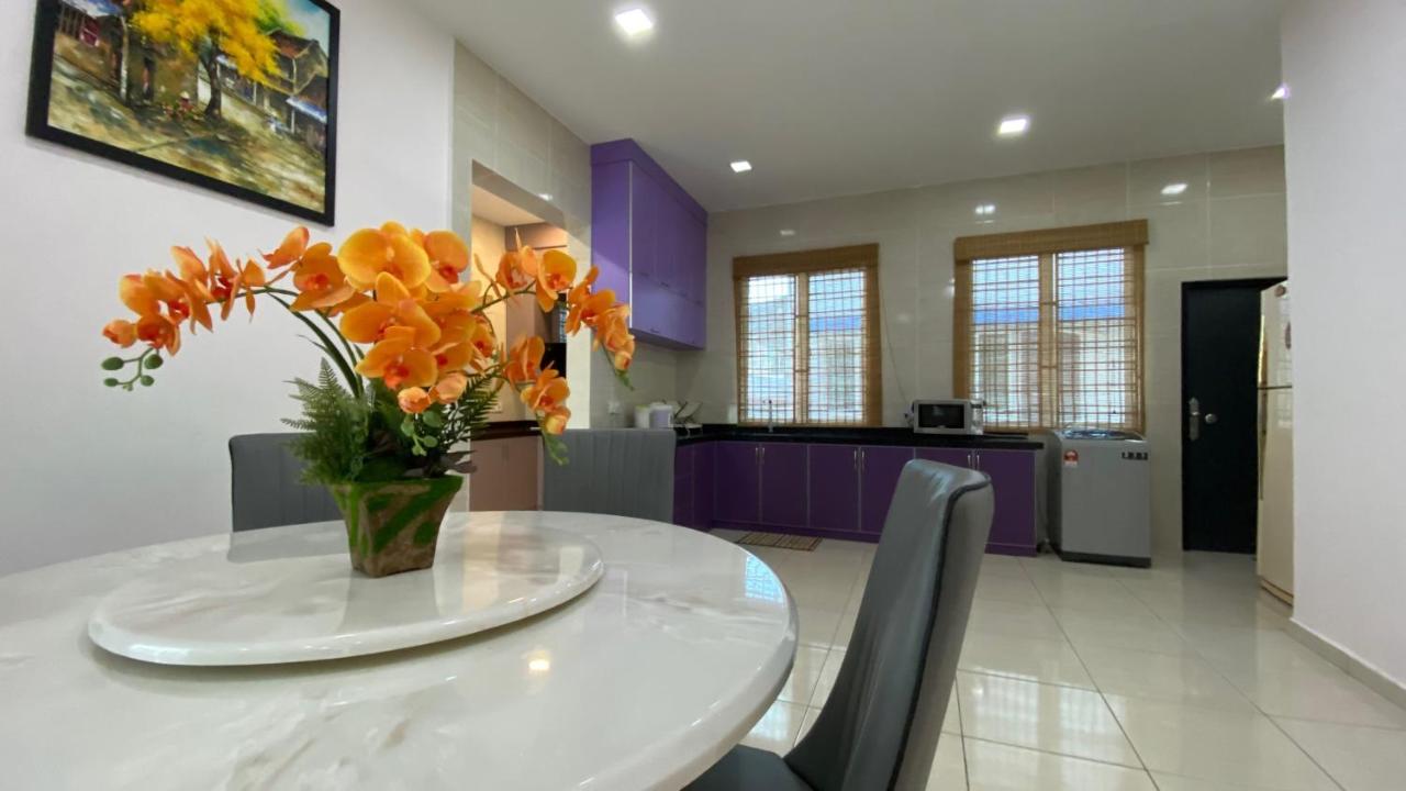 Simfoni Families Suite Kuah Esterno foto