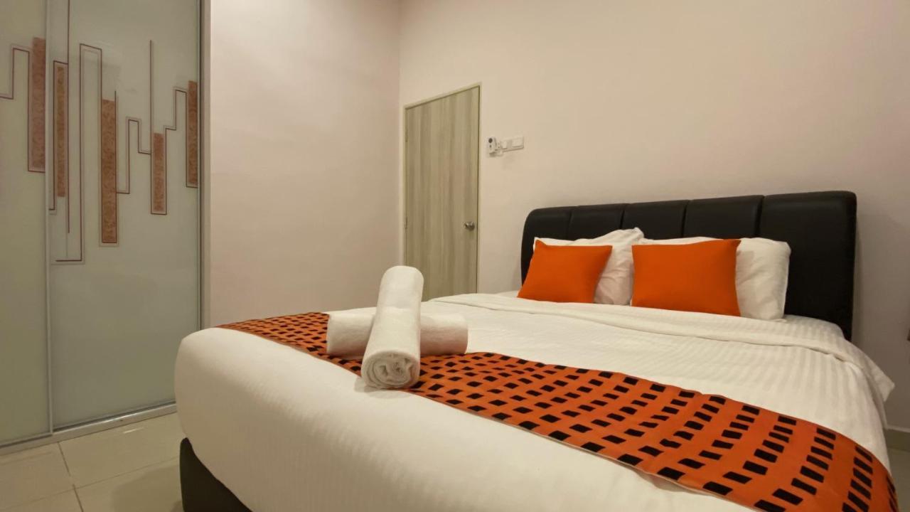Simfoni Families Suite Kuah Esterno foto