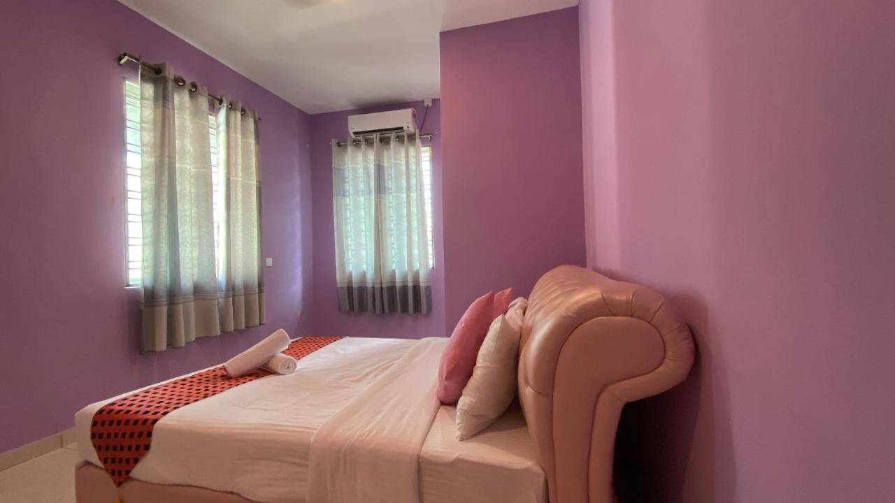 Simfoni Families Suite Kuah Esterno foto